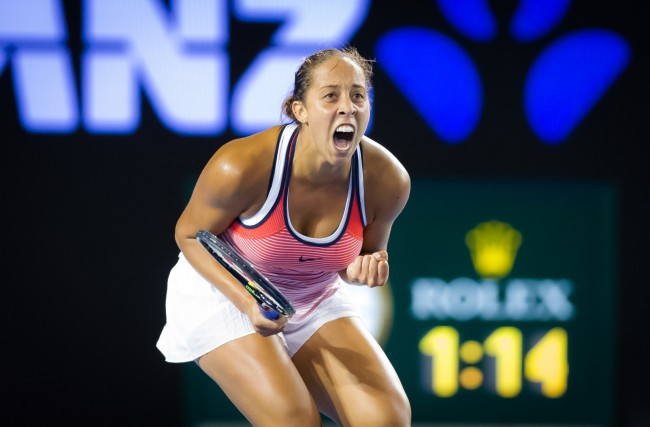 Iga Swiatek sbalordita da Rybakina nelle WTA Finals, eliminata Madison Keys