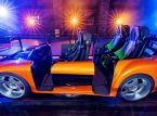 Universal presenta le auto della nuova montagna russa a deriva Fast & Furious a Hollywood