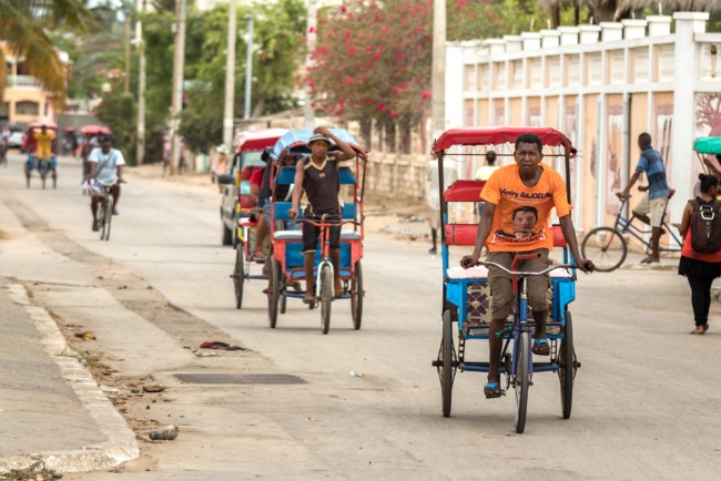 Il presidente del Madagascar fugge dal suo paese temendo per la sua vita