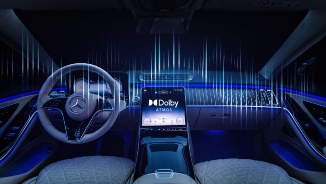 Mercedes-Benz collabora con Sony Pictures per portare l'IMAX sulle sue auto