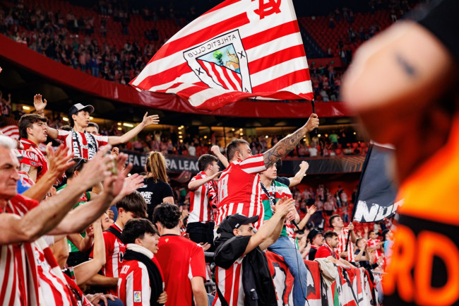 L'Athletic Club è vietato dalla FIFA di effettuare acquisti fino al 2028, ma il club si fida che la situazione si risolverà rapidamente