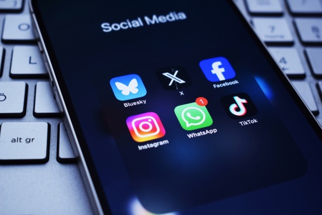 L'Australia lancia una campagna per limitare l'uso dei social media da parte degli adolescenti