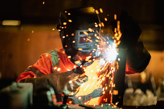 La Cina emette una dichiarazione sulla decisione del governo britannico di acquisire British Steel in proprietà pubblica