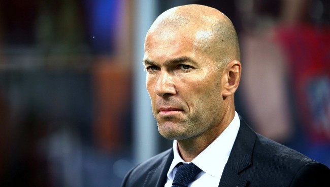 Zinedine Zidane pronto a prendere il comando di Deschamps dopo la fine dei Mondiali
