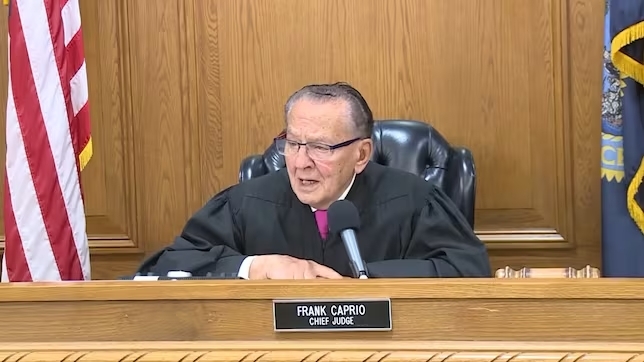 Frank Caprio, il giudice più simpatico del mondo, muore a 88 anni