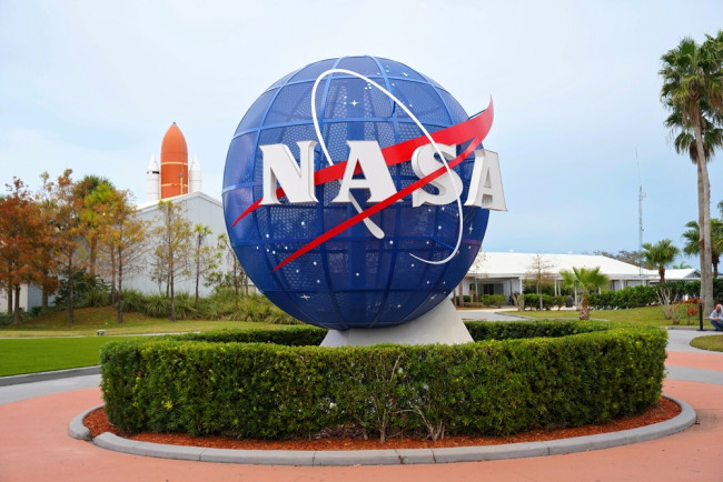 La NASA annuncia una base permanente da 20 miliardi di dollari sulla superficie lunare