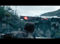 Alan Ritchson viene braccato da un robot inarrestabile in War Machine di Netflix