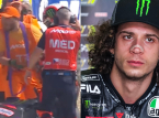 Il leader MotoGP Marco Bezzecchi si scusa con il commissario in lacrime dopo l'aggressivit&agrave; che ha portato alla squalifica