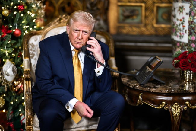Gli astronauti di Artemis II hanno parlato con Trump dallo spazio