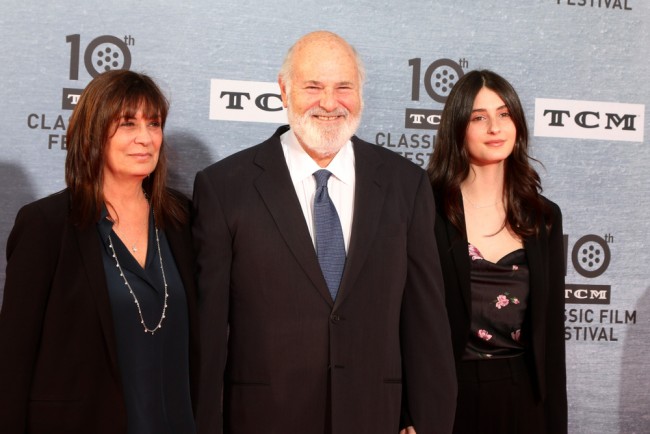La polizia indaga sulle morti del regista Rob Reiner e della moglie come apparente omicidio