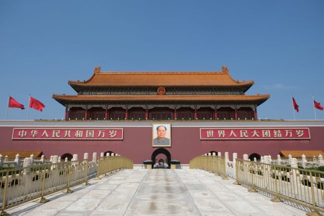 La Cina vieta agli esperti di IA di lasciare il paese