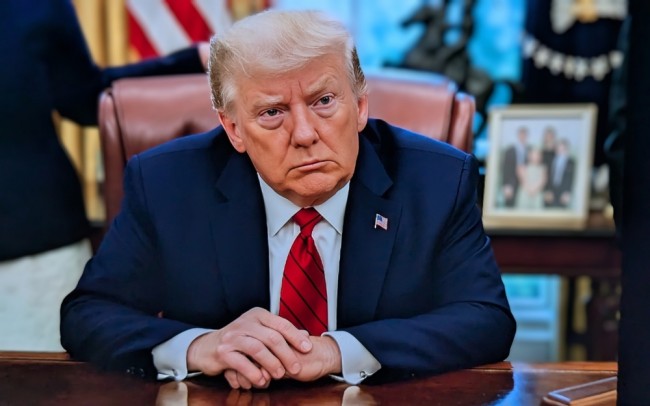 Trump sostiene il voto per la pubblicazione dei file Epstein