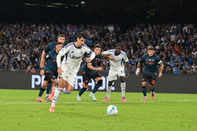 Il tecnico del Como, Cesc Fábregas, rimprovera pubblicamente Álvaro Morata dopo il cartellino rosso: "Mi aspetto di più da lui"