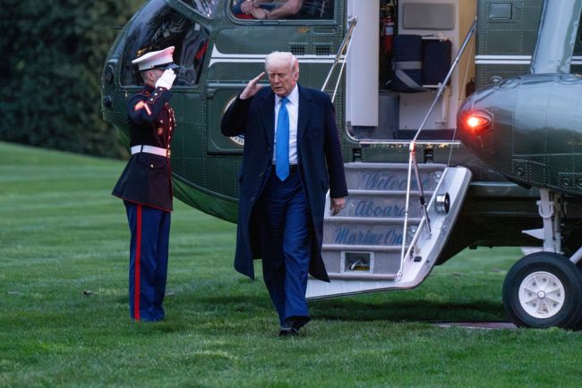 Trump ha in programma di andare in pattuglia notturna a Washington con la polizia e l'esercito