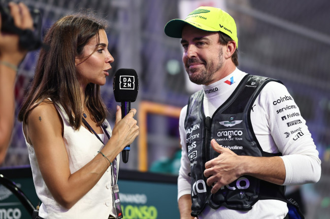 Fernando Alonso arriverà più tardi al Gran Premio del Giappone a causa della nascita del suo primo figlio