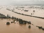 Le inondazioni in Australia hanno causato quattro vittime e decine di migliaia di persone bloccate