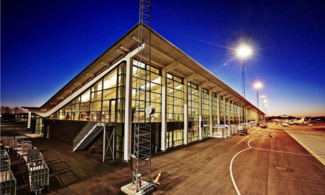 L'aeroporto danese di Aalborg chiude temporaneamente a causa di una sospetta minaccia di droni