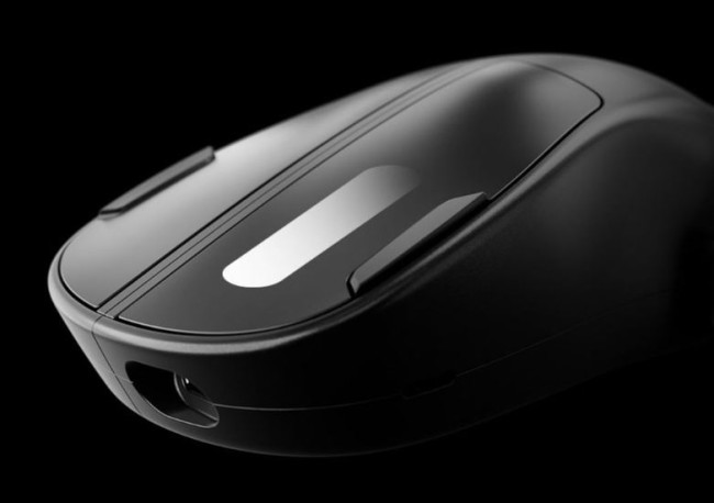 Phase è un mouse da gaming che si trasforma in un gamepad