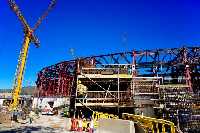 L'FC Barcelona subisce un'altra battuta d'arresto con la riapertura ritardata dello stadio