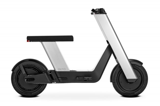 Infinite Machine svela l'e-bike a due posti costruita per la vita in città