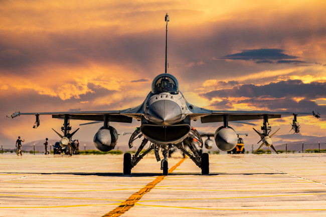 La Grecia approva un aggiornamento della difesa da 4 miliardi di euro con scudo aereo e revisione dell'F-16