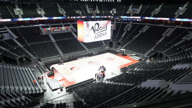 L'allenatore del Valencia Basket non vuole scuse dopo la sconfitta a porte chiuse contro l'Hapoel Tel Aviv