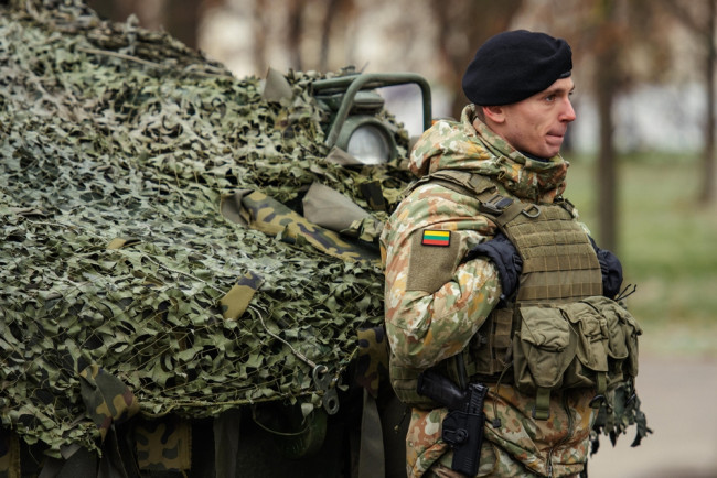 La Lituania avverte la Russia che sta espandendo le forze vicino al confine della NATO