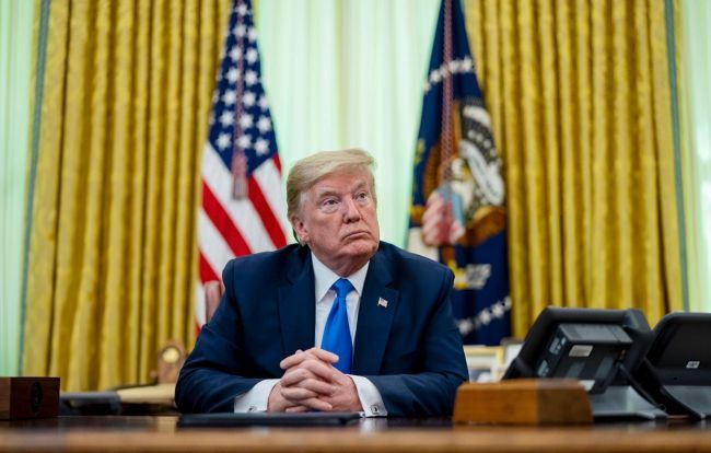 Trump firmerà un ordine esecutivo che vieta alle atlete transgender di competere negli sport femminili