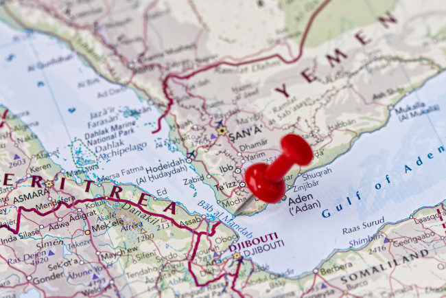 Il conflitto in Medio Oriente si intensifica mentre il gruppo ribelle Houthi yemenita annuncia il blocco navale all'Arabia Saudita