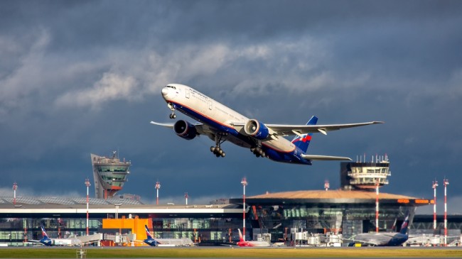 La Russia abbatte due droni in avvicinamento a Mosca, aeroporti interrompono temporaneamente i voli