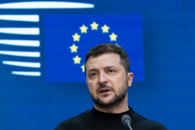 Zelensky afferma che il piano di pace potrebbe essere presentato alla Russia entro pochi giorni