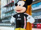 Disney e Formula 1 annunciano una partnership con Webtoon, merchandising ed esperienze