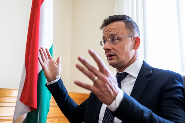 Il ministro ungherese ha offerto di inviare alla Russia documenti dell'UE in un audio trapelato