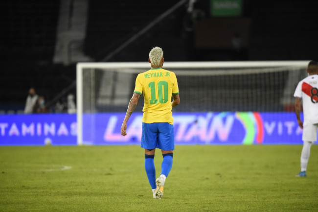 Neymar Jr. lascia intendere il ritiro dalla nazionale brasiliana: "Ci ho provato, ora è finita"