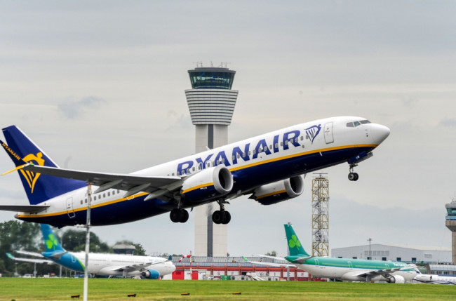 Ryanair è aperto a usare Starlink in futuro nonostante la faida con Musk
