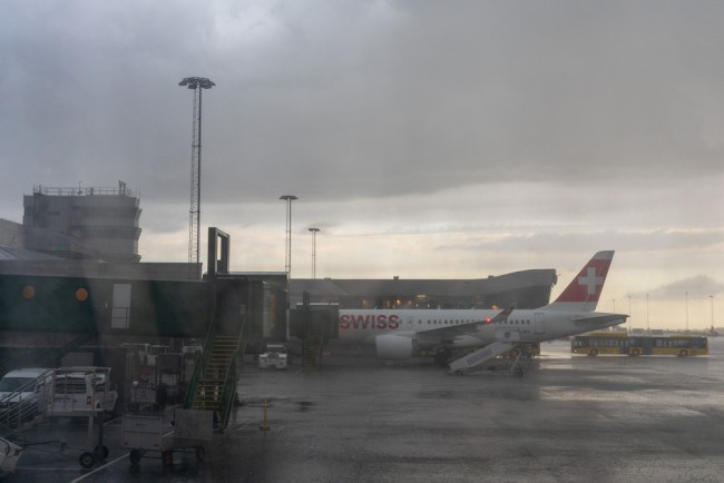 La Svezia costretta a chiudere il secondo aeroporto più grande dopo l'avvistamento di droni (una prima volta per il paese)