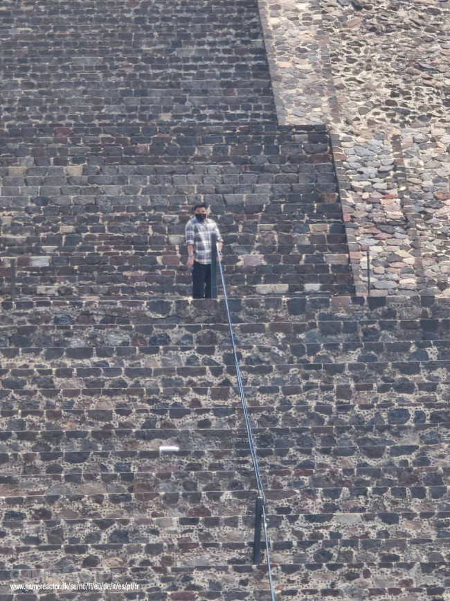 Ultima ora: Un uomo ha aperto il fuoco su un gruppo di turisti a Teotihuacán, in Messico, lasciando due morti