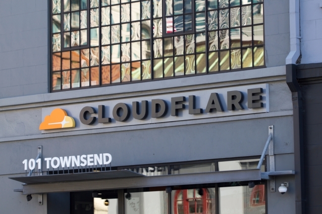 L'interruzione di Cloudflare interrompe i principali siti web come X, LinkedIn, Zoom