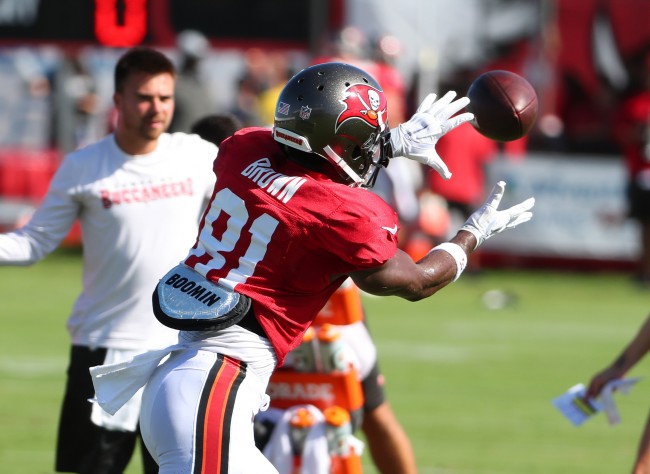 L'ex superstar della NFL Antonio Brown estradato negli Stati Uniti per affrontare l'accusa di tentato omicidio di secondo grado