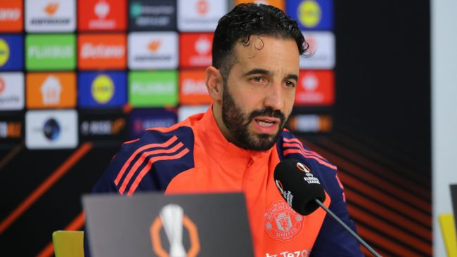 L'esperto definisce l'attuale allenatore del Manchester United Ruben Amorim "un disastro"