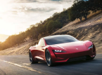La folle Tesla Roadster sarà mostrata prima della fine dell'anno