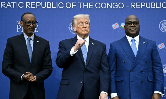 I combattimenti scoppiano nell'est del Congo poche ore dopo l'accordo di pace di Trump