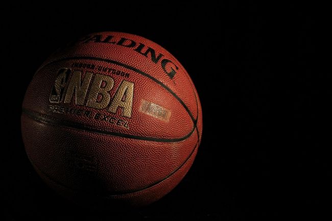 Un giocatore NBA perderà 11,7 milioni di dollari dopo una sospensione di 25 partite per sostanze vietate