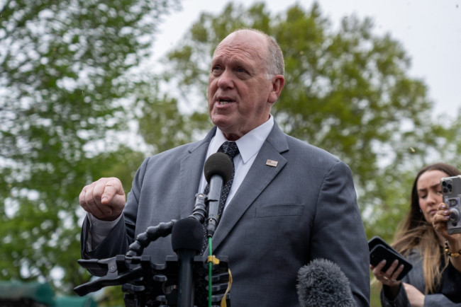 Trump manda lo "zar di confine" Tom Homan in Minnesota in mezzo all'aumento delle tensioni