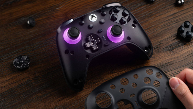 8BitDo Ultimate 3E Controller è un controller Xbox altamente personalizzabile