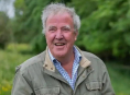 Jeremy Clarkson condivide un aggiornamento sulla sua salute: "Non solo non sono morto, sto benissimo"