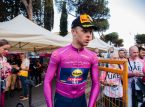 Jonathan Milan vince la tappa 17 del Tour de France in volata con un grosso incidente alla fine