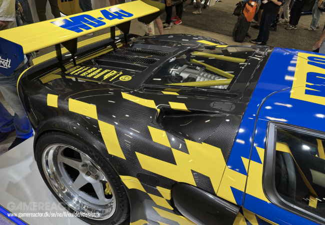 Throtl ha appena vinto il Sema 2025 con la sua selvaggia Ford GT