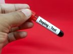 I test antidoping del Tour de France suscitano lamentele tra i corridori e alcune accuse di fraude