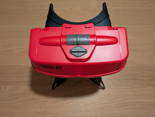 Unboxing e confronto: Ecco come appare Virtual Boy per Switch